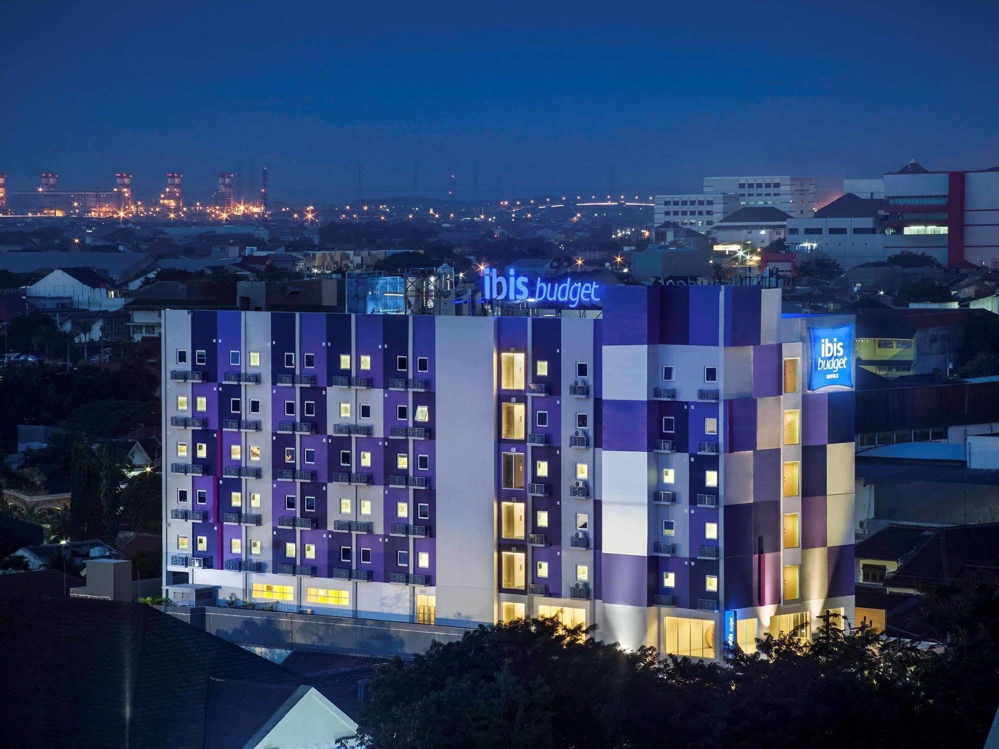 Ibis Budget Semarang Tendean Dış mekan fotoğraf
