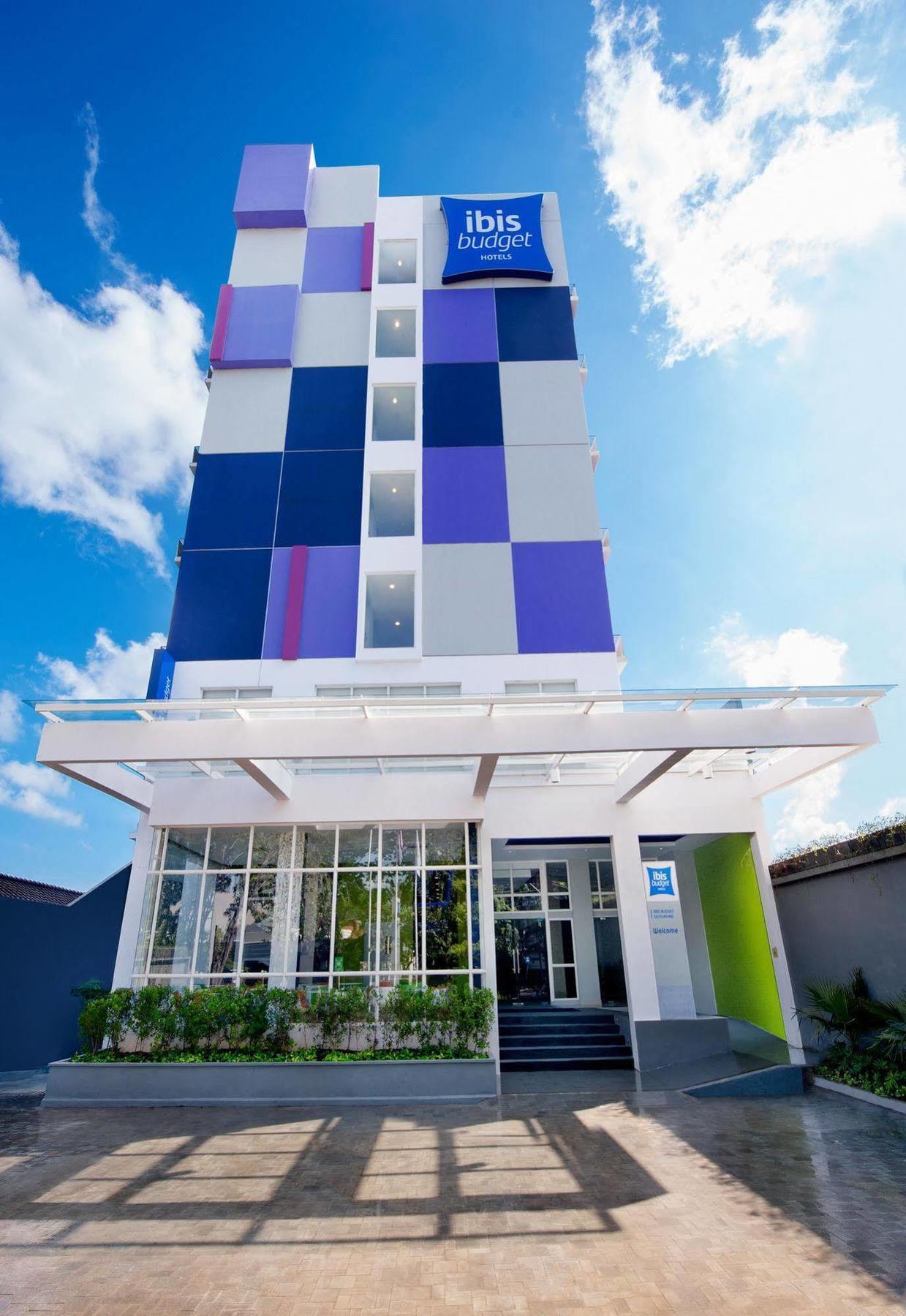 Ibis Budget Semarang Tendean Dış mekan fotoğraf