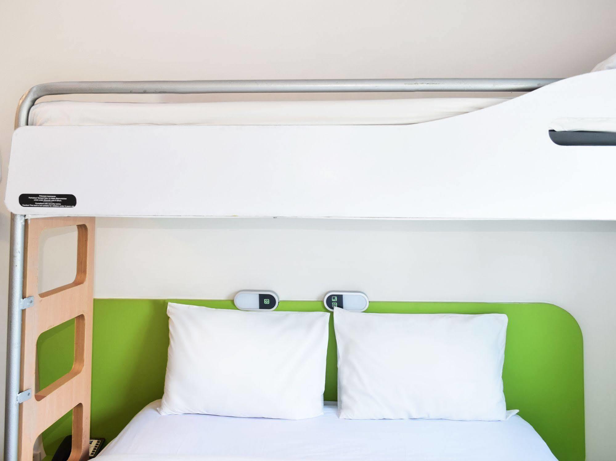 Ibis Budget Semarang Tendean Dış mekan fotoğraf