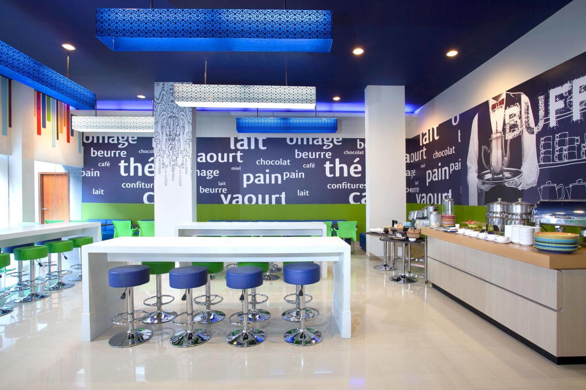 Ibis Budget Semarang Tendean Dış mekan fotoğraf