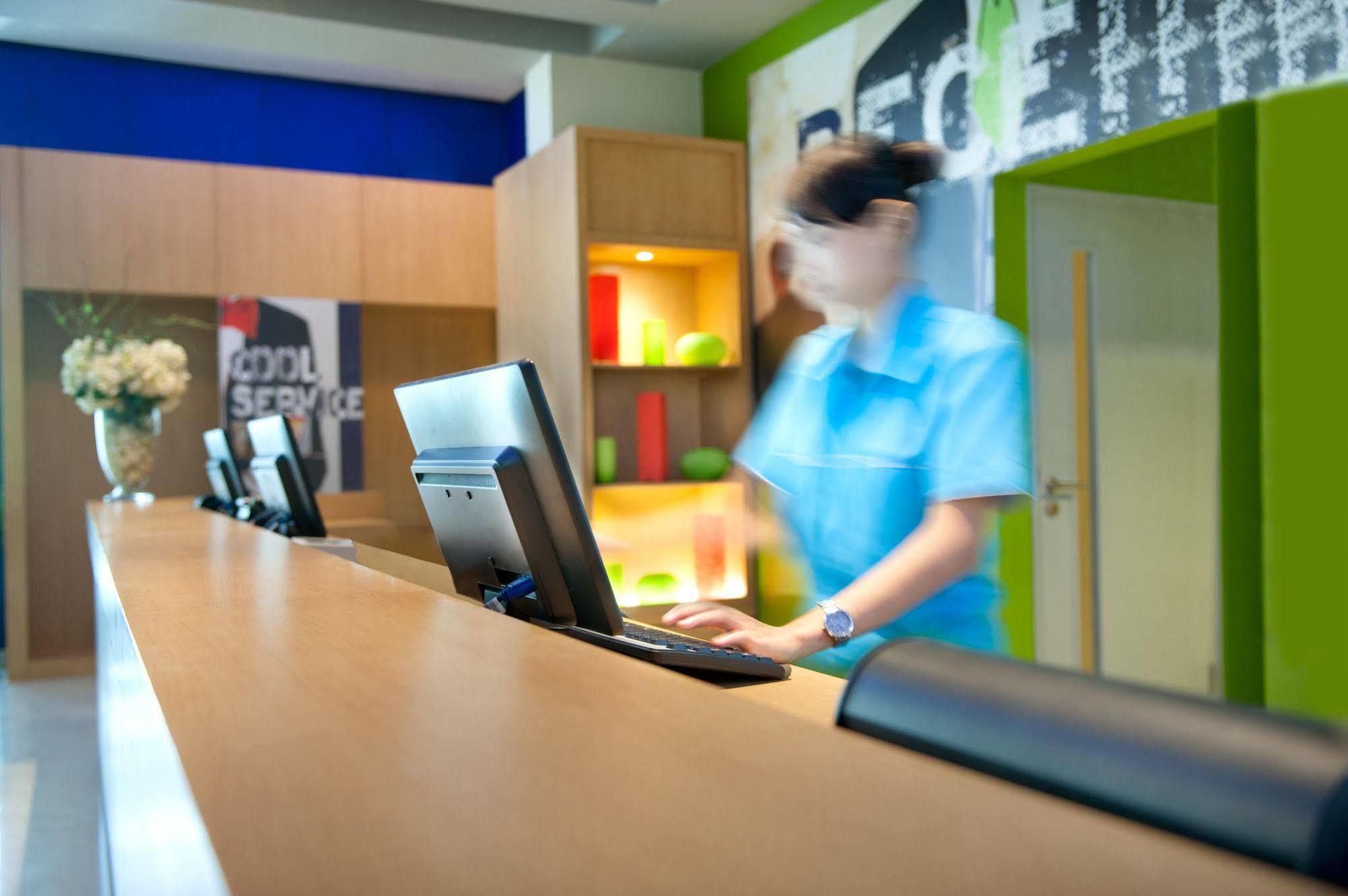 Ibis Budget Semarang Tendean Dış mekan fotoğraf