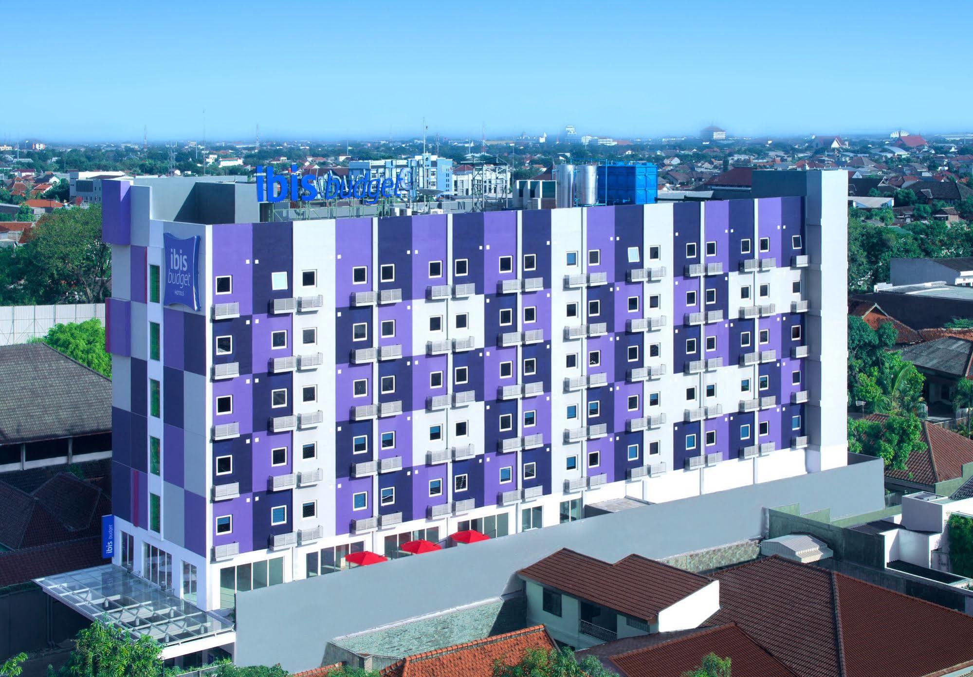 Ibis Budget Semarang Tendean Dış mekan fotoğraf